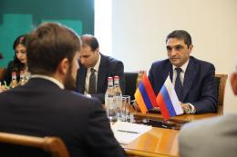 Minister of Environment Hakob Simidyan met the delegation led by Ruslan Edelgeriev, Advisor to the President of the Russian Federation, Special Representative of the President on Climate Matters