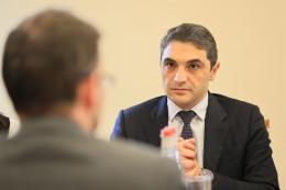 Environment Minister Hakob Simidyan received United Kingdom Ambassador to Armenia John Gallagher