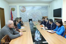 Minister of Environment Hakob Simidyan and Minister of Labor and Social Affairs Narek Mkrtchyan met with representatives of the charity foundation “ATP”