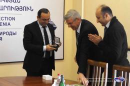 Minister Artsvik Minasyan had a meeting with ''Veolia Water'' Chief Executive Director Christian Le Fen