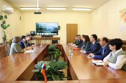 Deputy Environment Ministers Anna Mazmanyan and Aram Meimaryan met with the representatives of the Caucasus Regional Environmental Center